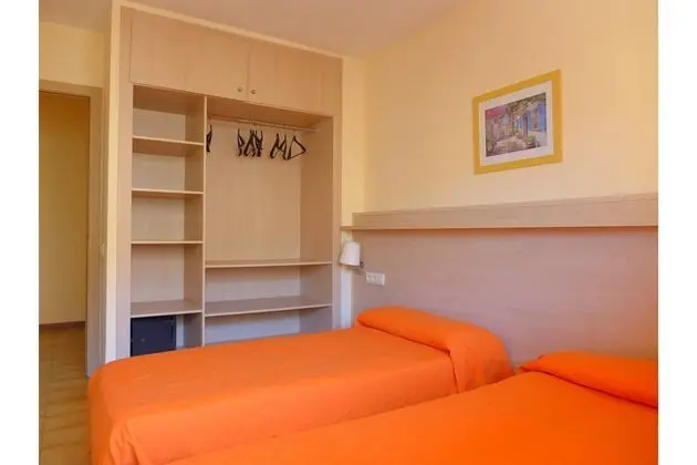 Apart Daire Two Bedrooms With Air Conditioning