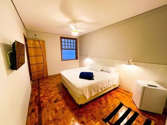 Tek Büyük Yataklı Oda