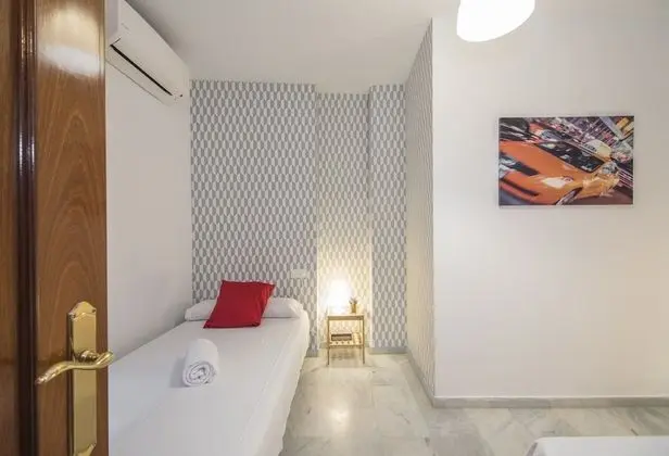 Apart Daire, Havuz Manzaralı
