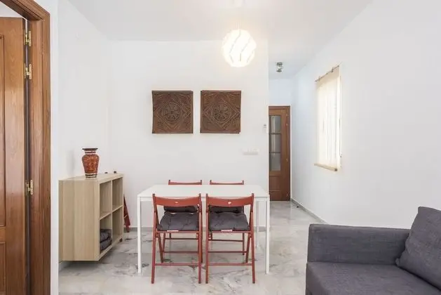 Apart Daire, Havuz Manzaralı