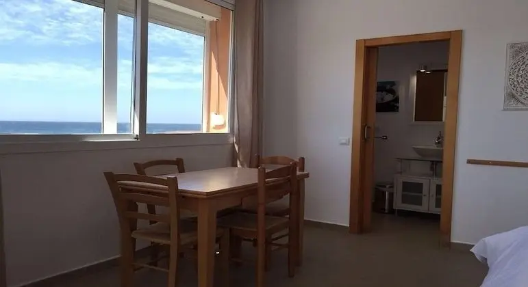 Stüdyo, Deniz Manzaralı (The Studio)