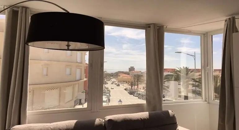 Stüdyo, Deniz Manzaralı (The Studio)
