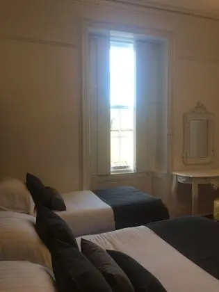 Tek Büyük veya İki Ayrı Yataklı Oda