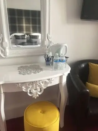 Tek Büyük veya İki Ayrı Yataklı Oda
