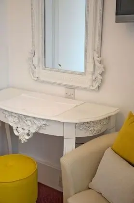 Tek Kişilik Oda