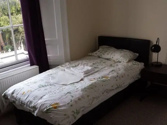 Comfort Tek Kişilik Oda, Banyolu/Duşlu, Bahçe Manzaralı