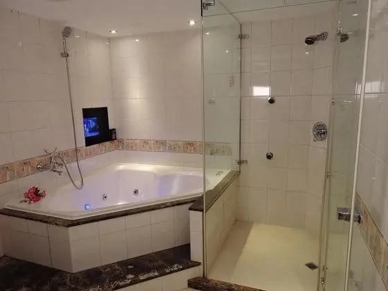 Deluxe Tek Büyük Yataklı Oda, Sigara İçilmez