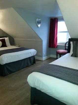 Standard Üç Kişilik Oda, Şehir Manzaralı (6'3" height restriction)