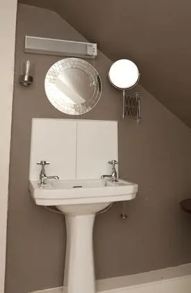 Standard Üç Kişilik Oda, Şehir Manzaralı (6'3" height restriction)