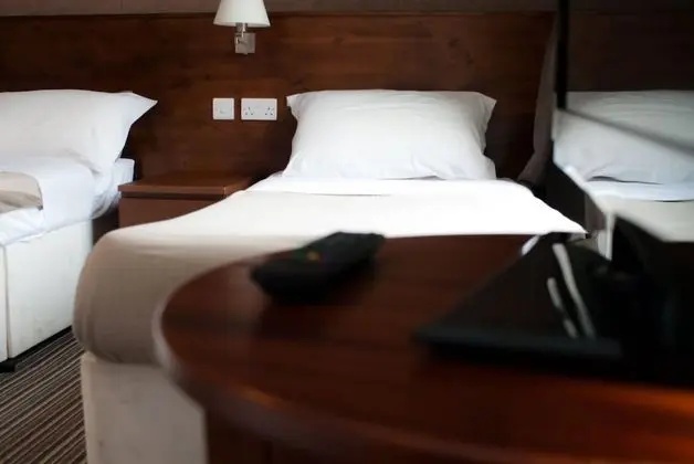 İki Ayrı Yataklı Oda (Attic)