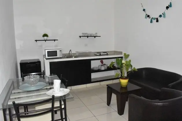 Junior Süit, 2 Çift Kişilik Yatak, Buzdolabı ve Mikrodalga