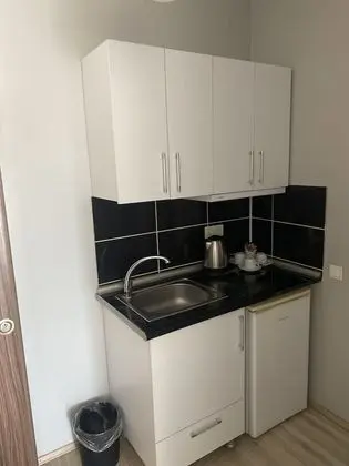 Üç Kişilik Oda