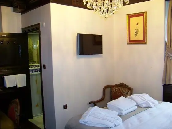 Deluxe Tek Büyük Yataklı Oda, Sigara İçilmez, Şehir Manzaralı
