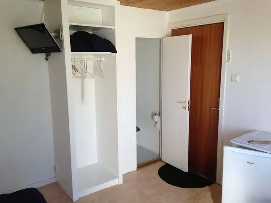 İki Ayrı Yataklı Oda, Ortak Banyo (Private WC)