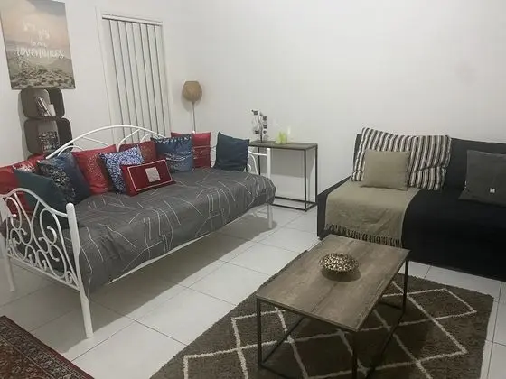 Ev, 4 Yatak Odası, Sigara İçilmez, Avlu Manzaralı
