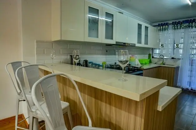 Deluxe Tek Büyük Yataklı Oda, 1 Çift Kişilik Yatak, Sigara İçilmez, Avlu Manzaralı