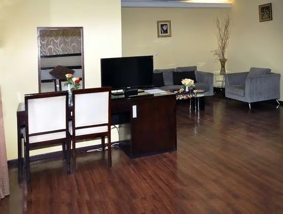 Superior Stüdyo Süit