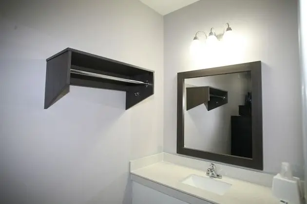 Basic Tek Büyük Yataklı Oda