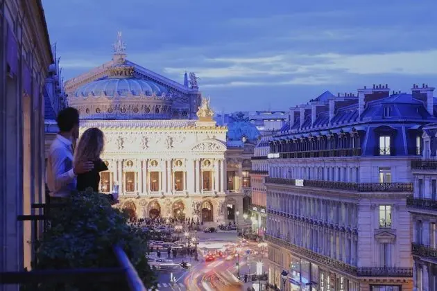 Classic Oda (balcony and opera view)
