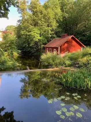 Üç Kişilik Oda, Ortak Banyo