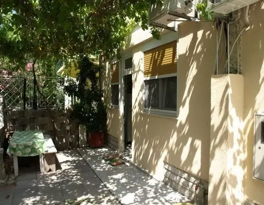 Stüdyo (Edvard - garden terrace - SA2- plavi )