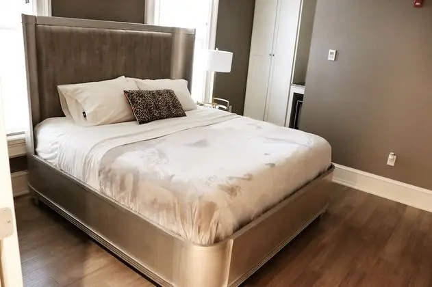 Luxury Oda, 1 En Büyük (King) Boy Yatak