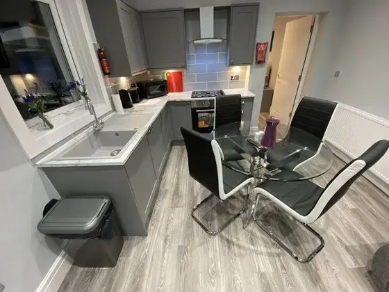 Superior Apart Daire, Banyolu/Duşlu