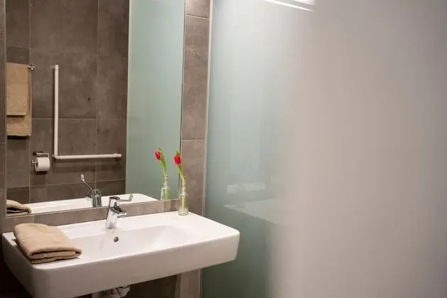 Tek Büyük Yataklı Oda, Engellilere Uygun