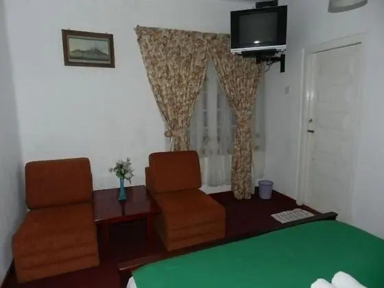 Standard Oda, Bahçe Manzaralı