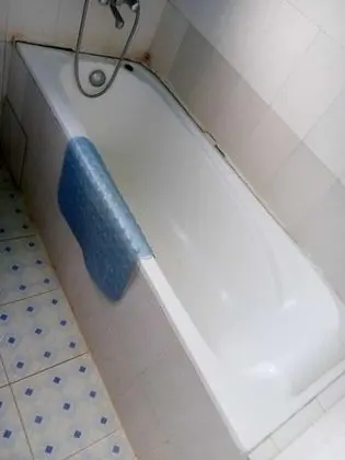 Büyük Yataklı Tek Kişilik Oda, Sigara İçilmez