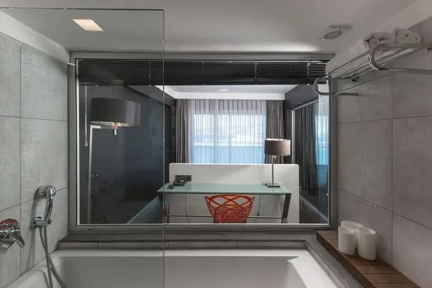 Deluxe Stüdyo, Deniz Manzaralı