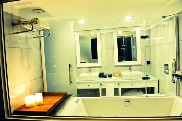 Deluxe Stüdyo, Deniz Manzaralı