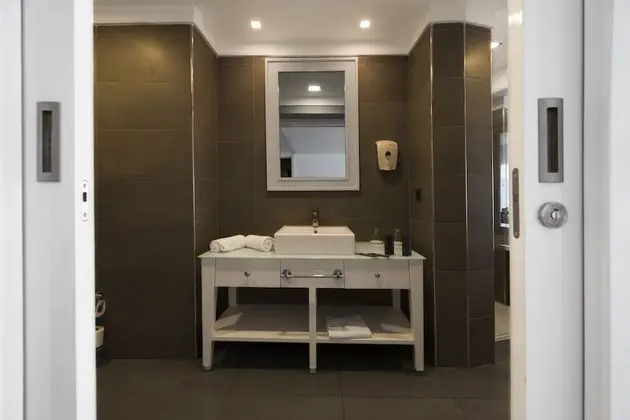 Deluxe Tek Büyük Yataklı Oda, Deniz Manzaralı