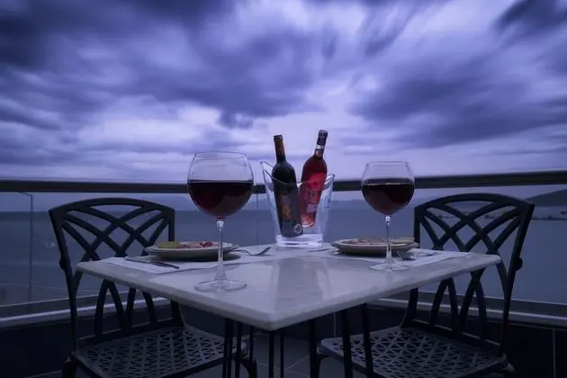 Deluxe Tek Büyük Yataklı Oda, Deniz Manzaralı