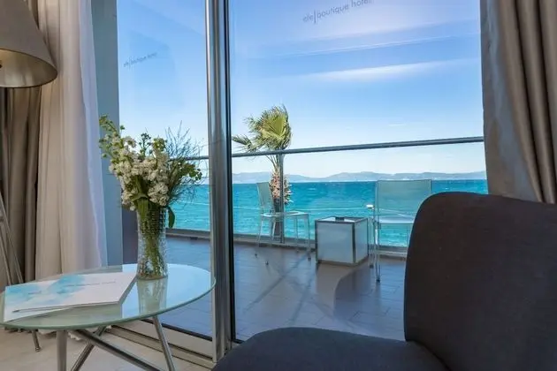 Deluxe Tek Büyük Yataklı Oda, Deniz Manzaralı