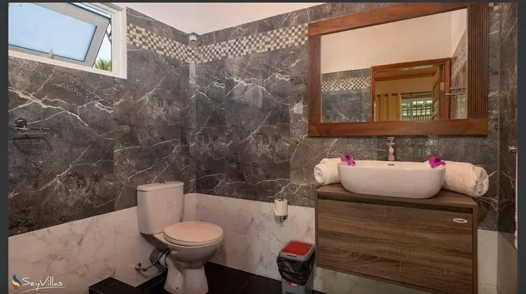 Villa, 2 Yatak Odası, Sigara İçilebilir, Mikrodalga