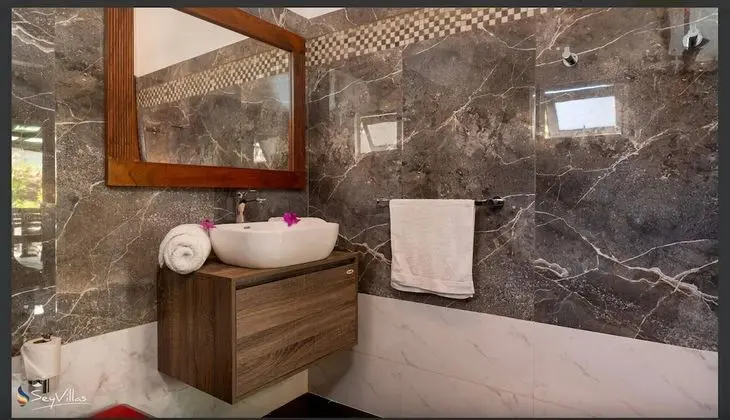 Oda, 2 Yatak Odası, Sigara İçilebilir, Buzdolabı