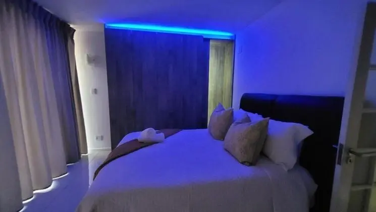 Tek Büyük Yataklı Oda, 1 En Büyük (King) Boy Yatak ve Çekyat