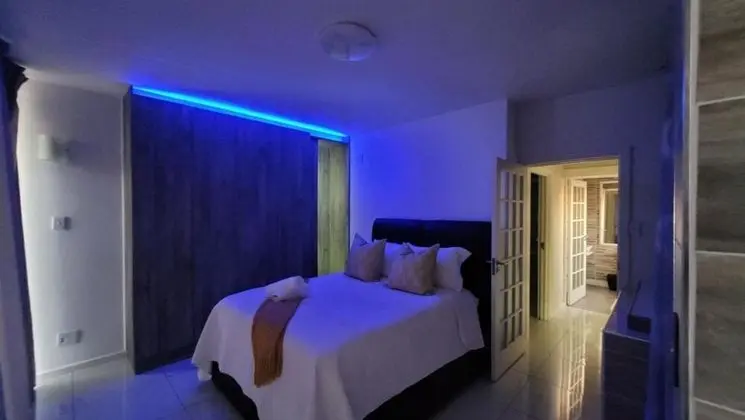 Tek Büyük Yataklı Oda, 1 En Büyük (King) Boy Yatak ve Çekyat