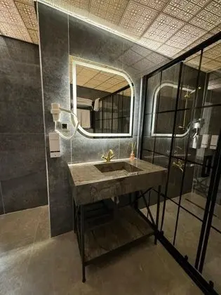 Suite, Avlu Manzaralı, Zemin Kat