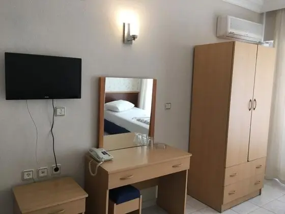 Triple, Şehir Manzaralı