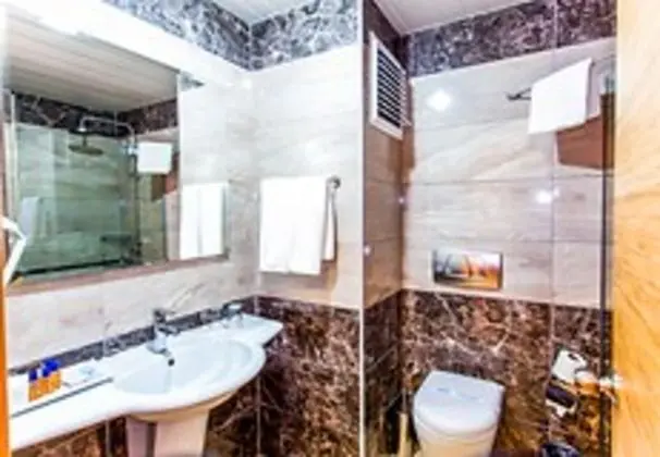 Aile Odası Banyo