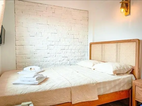 Tek Kişilik, Bahçe Manzaralı