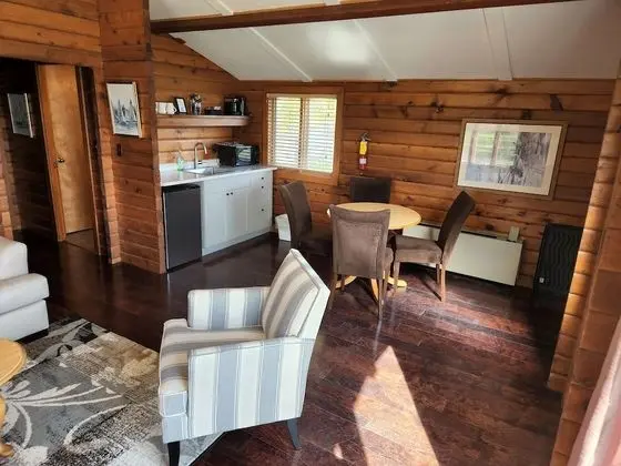 Kır Evi, 1 Yatak Odası, Göl Manzaralı