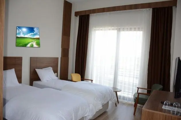 Twin, Şehir Manzaralı