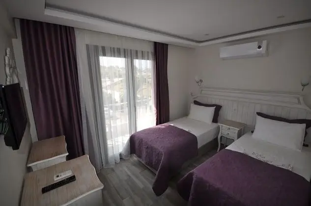 İki Ayrı Yataklı Oda