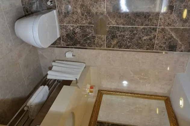 Şehir Manzaralı Oda