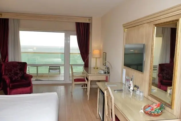 Standart Oda Balkonlu, Deniz Manzaralı