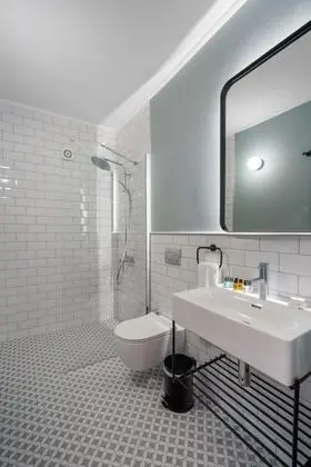 Premier Suit, Kara Manzaralı, Balkonlu