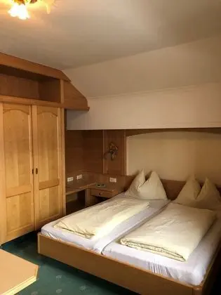Basic Tek Büyük Yataklı Oda